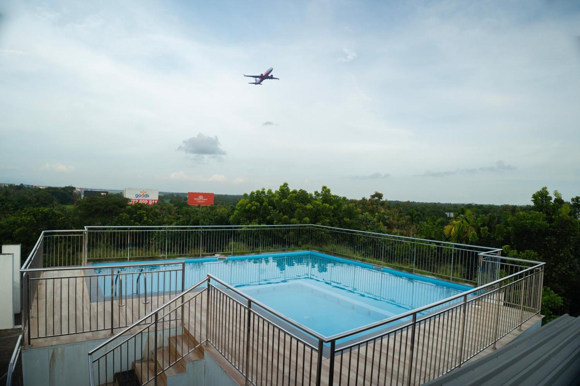 Daffodils Luxury Airport Suites Kochi المظهر الخارجي الصورة
